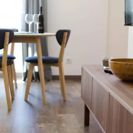 شقة Classic, Moder 2br In A Trendy Nbh *